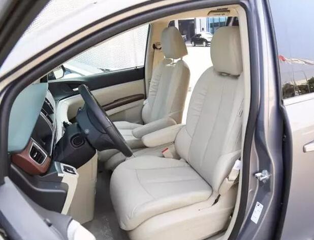 重慶租車別克GL8豪華款