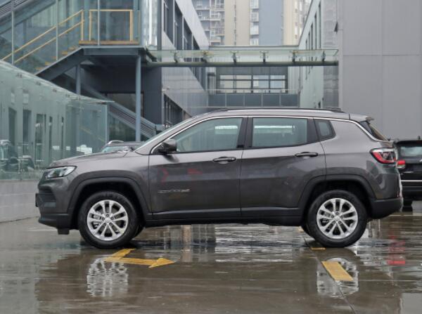 重慶租越野車Jeep指南者