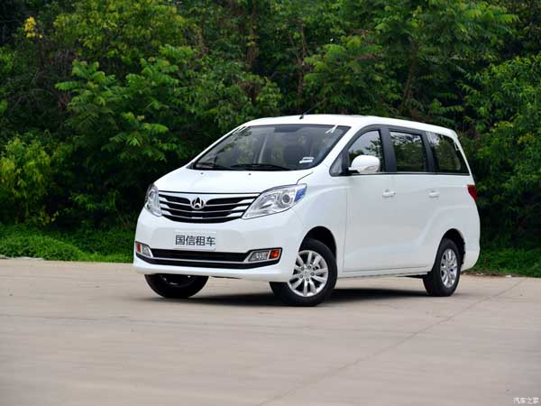 重慶租長(zhǎng)安面包車(chē)