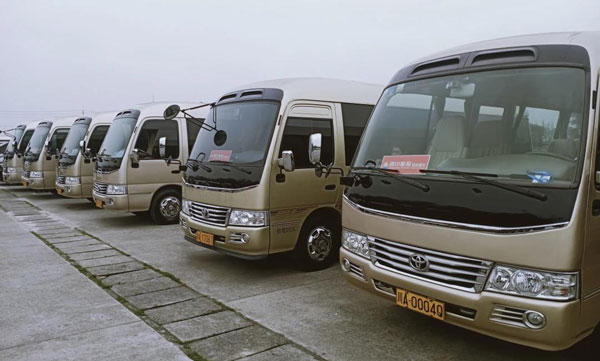 重慶市區會議包車