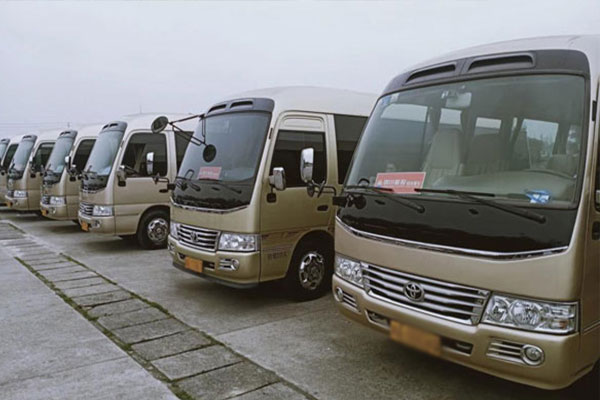 重慶大巴租車費用大概多少錢