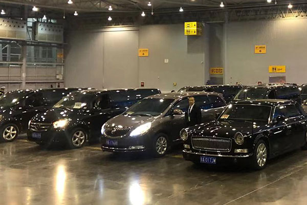 重慶租一輛7座別克商務面包車多少錢？
