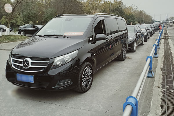 重慶租車9座客車費(fèi)用多少錢？